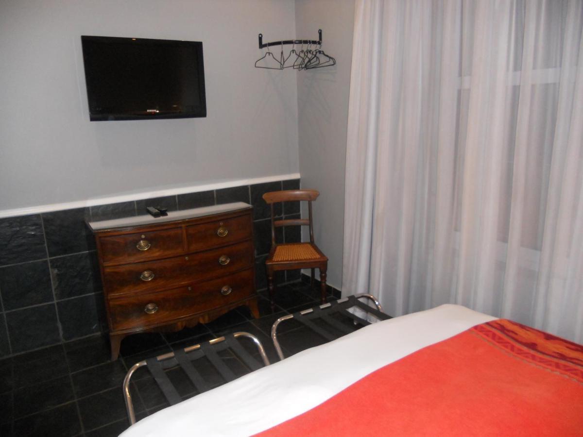 Rose Lodge เคปทาวน์ ภายนอก รูปภาพ